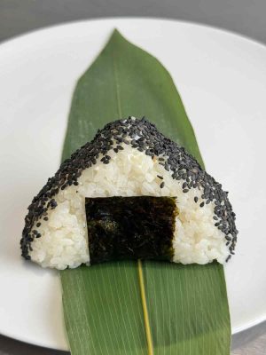 Onigiri pasta tunczyk wegetarianskie